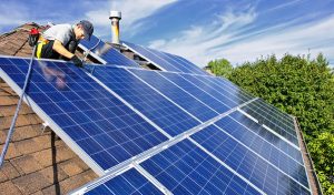 Service d'installation de photovoltaïque et tuiles photovoltaïques à Saclay